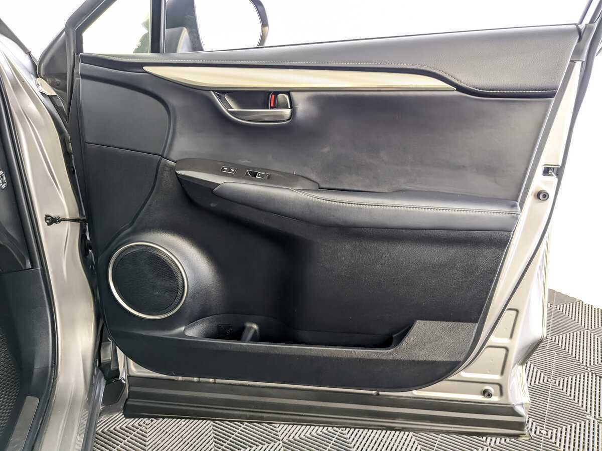 Купить Lexus NX с пробегом. Фото: #19