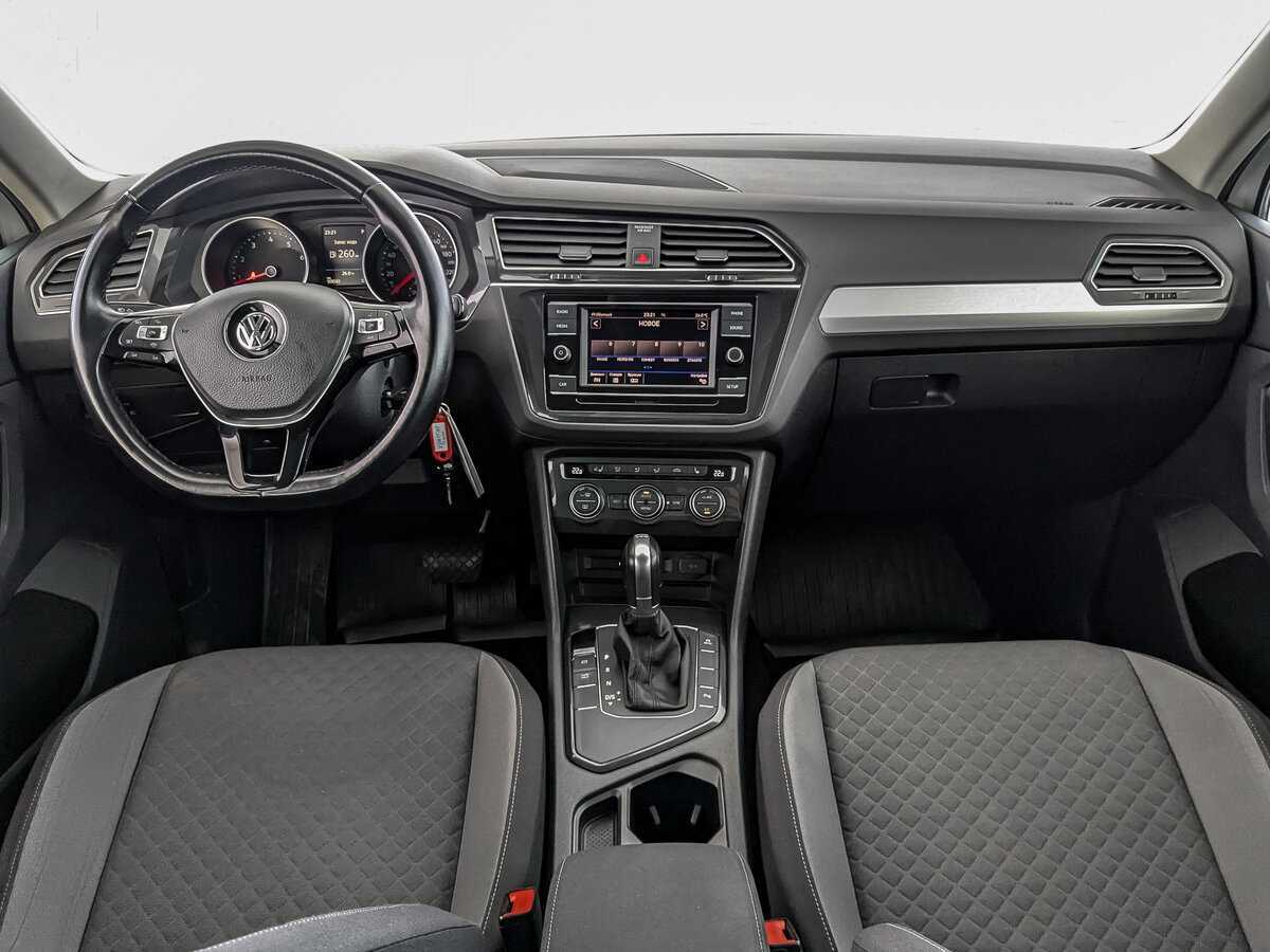 Купить Volkswagen Tiguan с пробегом. Фото: #9