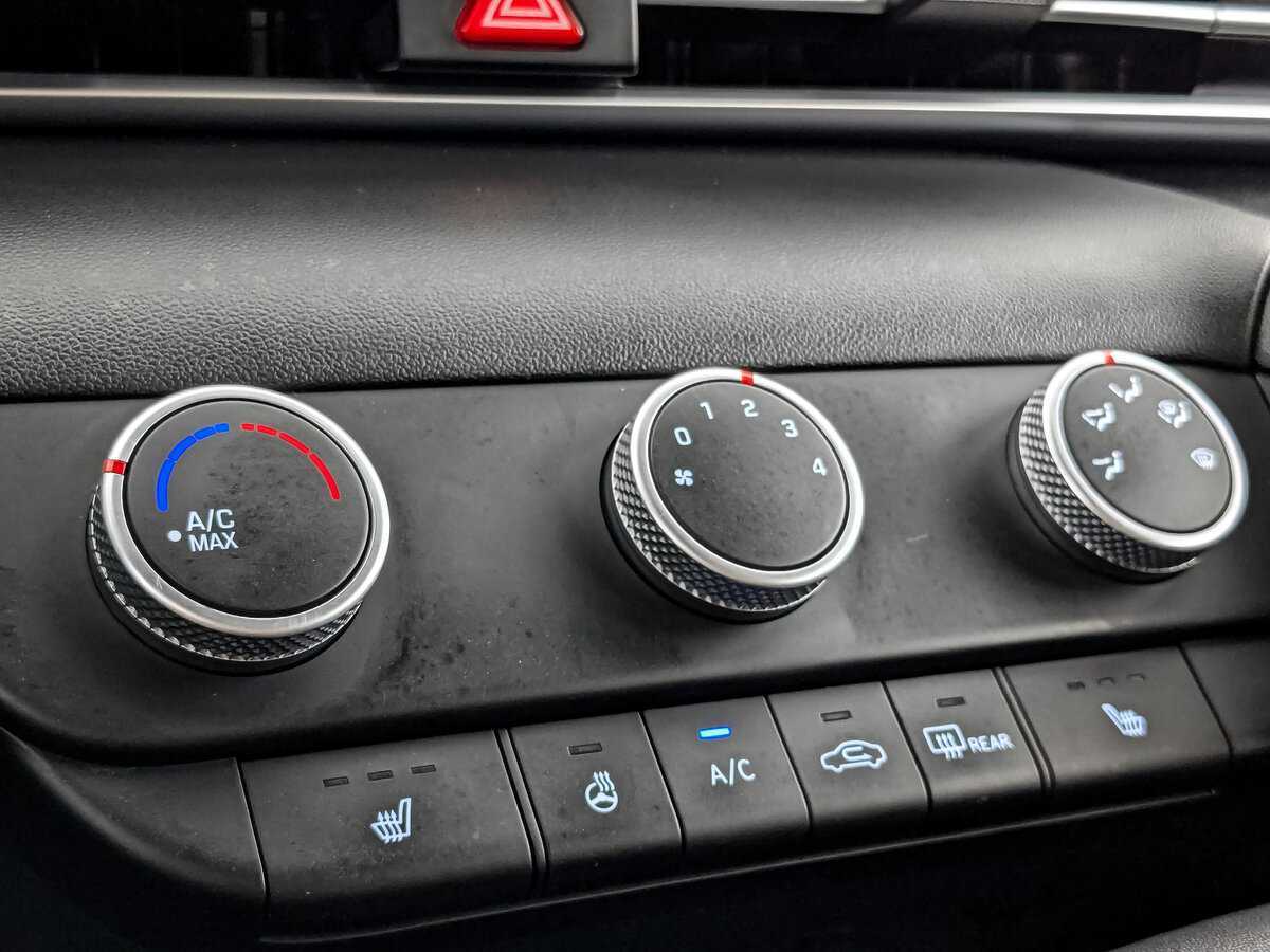 Купить Hyundai Elantra с пробегом. Фото: #16