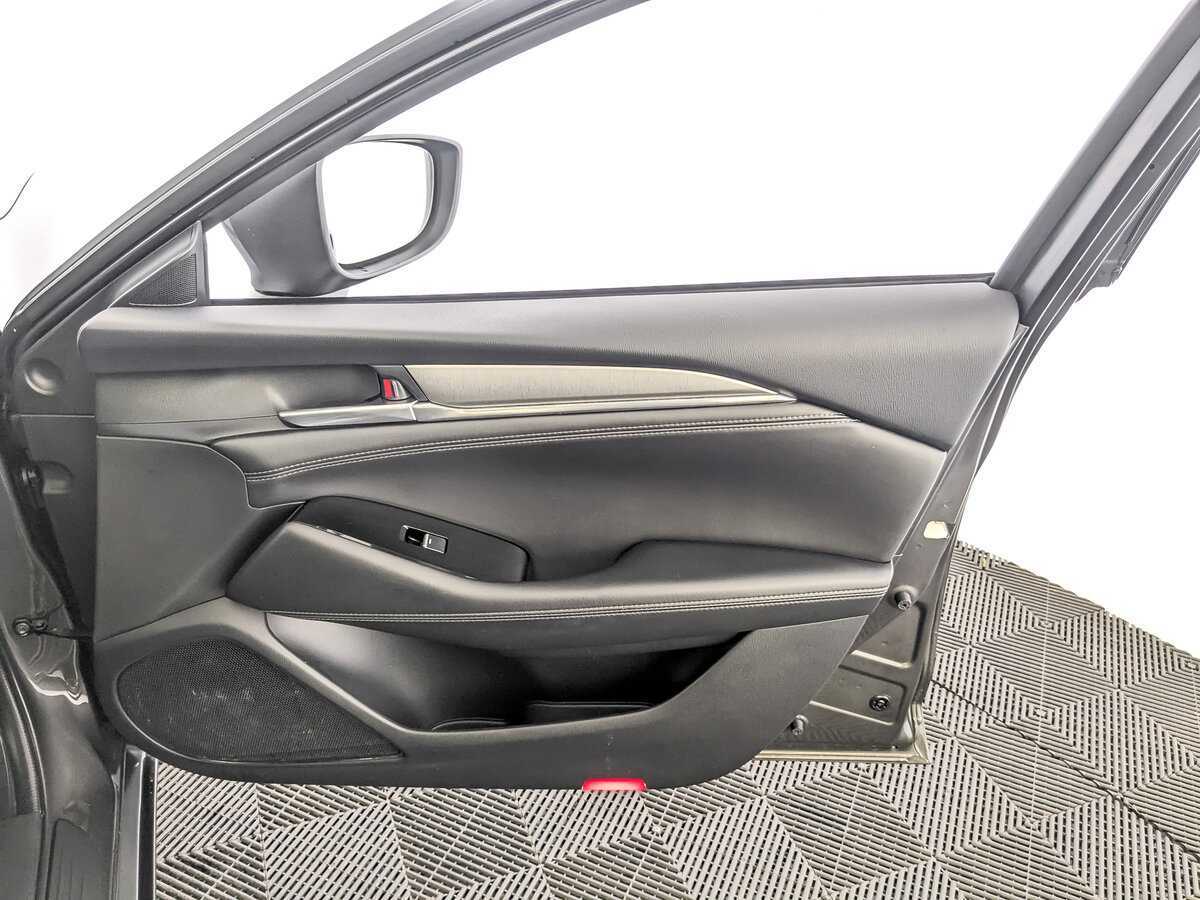 Купить Mazda 6 с пробегом. Фото: #19