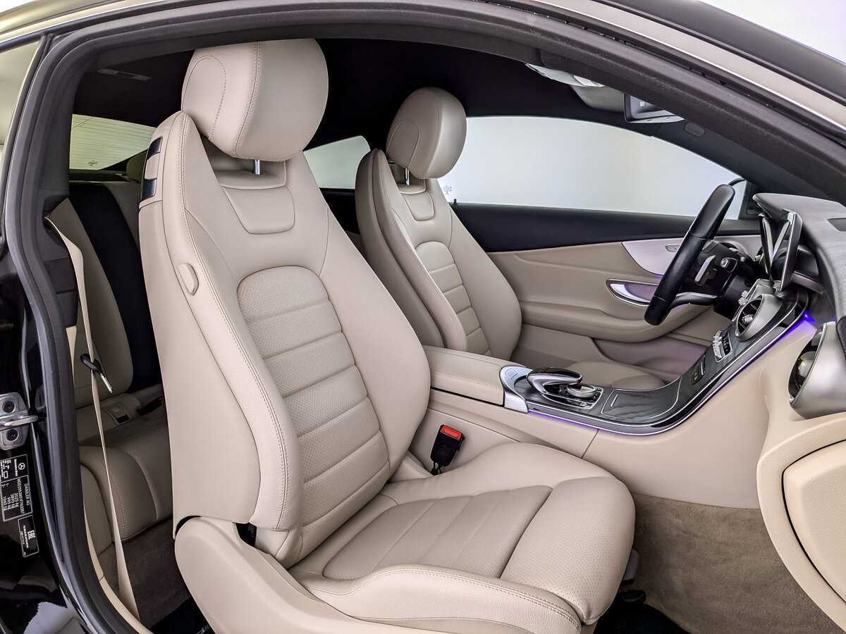 Купить Mercedes-Benz C-Класс с пробегом. Фото: #19