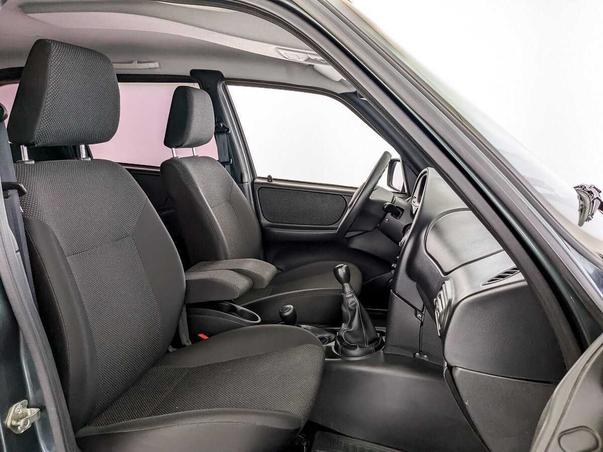 Купить Chevrolet Niva с пробегом. Фото: #18