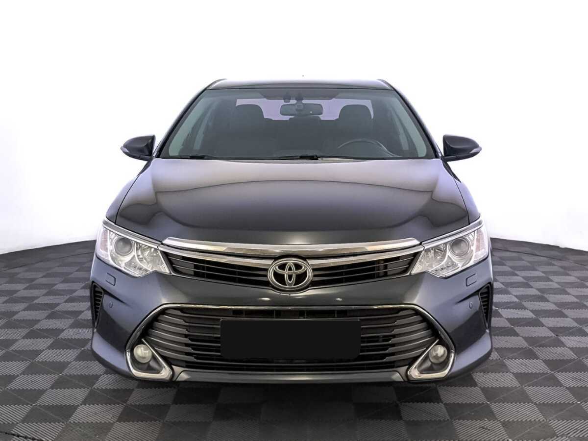 Купить Toyota Camry с пробегом. Фото: #1