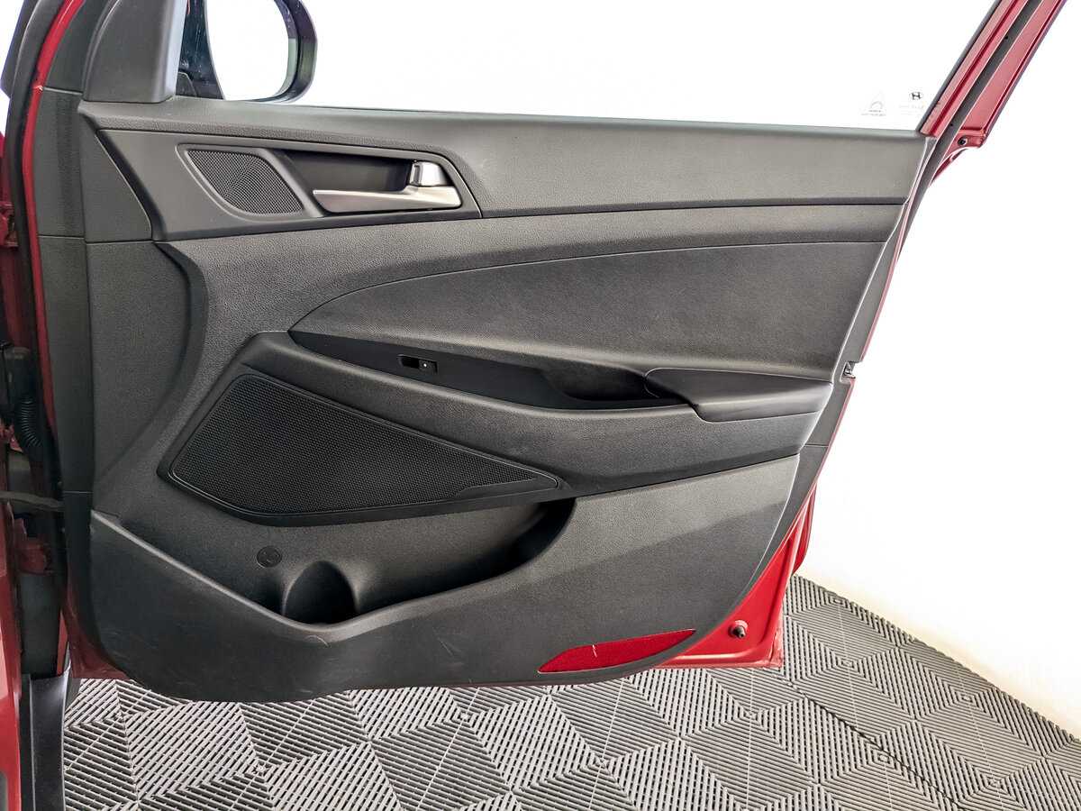 Купить Hyundai Tucson с пробегом. Фото: #19