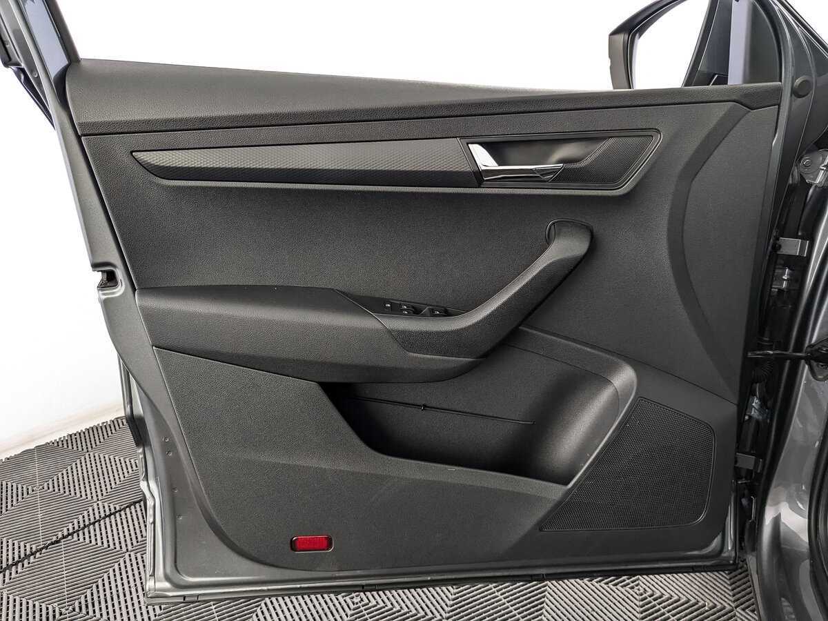 Купить Skoda Karoq с пробегом. Фото: #13