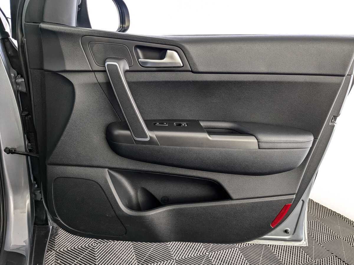 Купить Kia Sportage с пробегом. Фото: #20