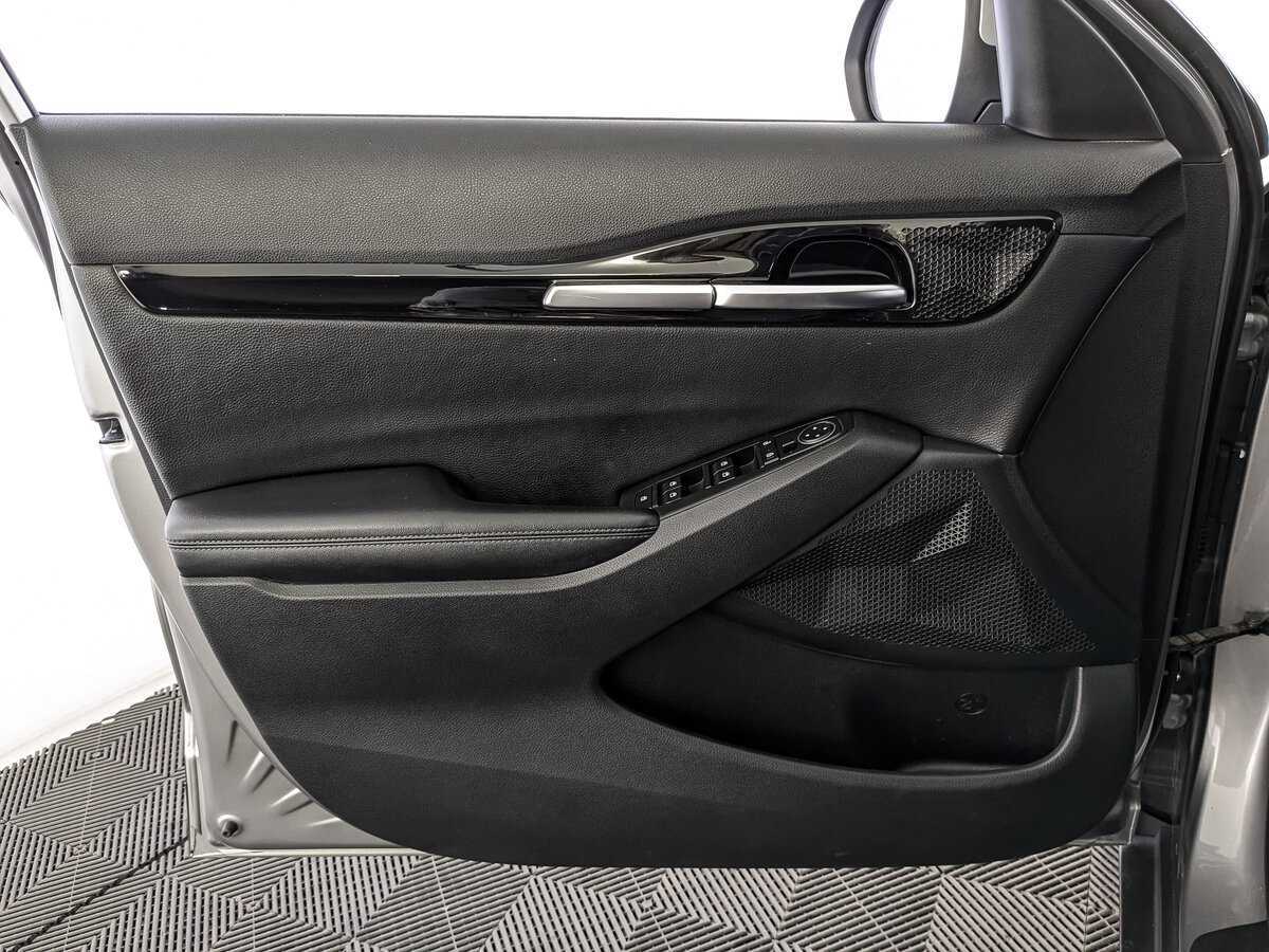 Купить Kia Seltos с пробегом. Фото: #14