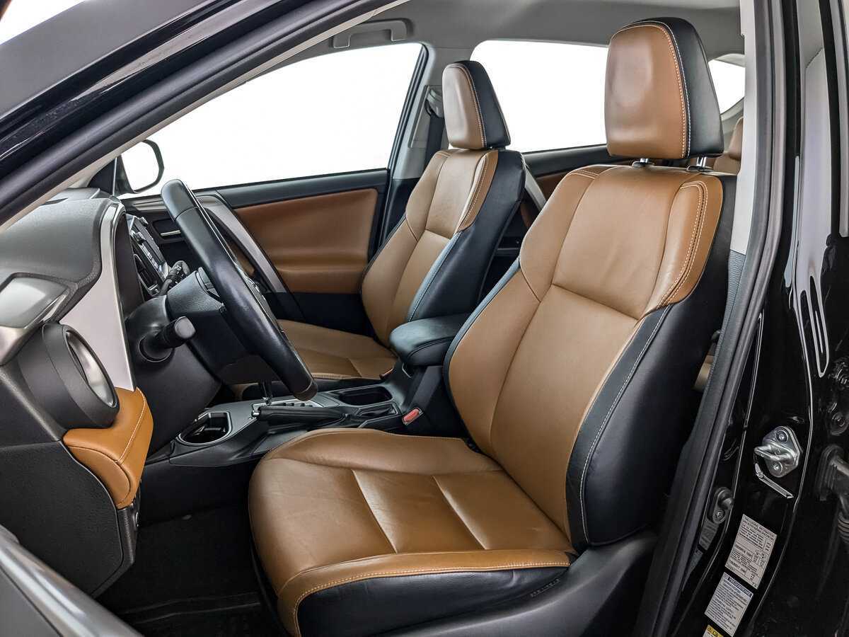 Купить Toyota RAV4 с пробегом. Фото: #15