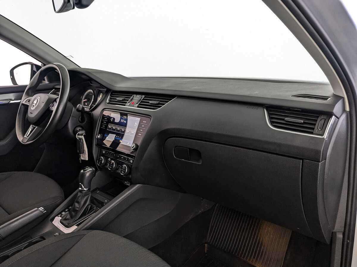 Купить Skoda Octavia с пробегом. Фото: #8