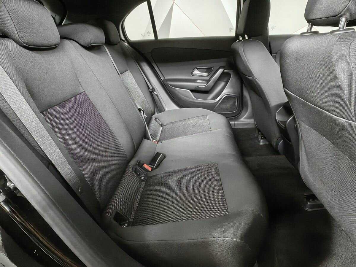 Купить Mercedes-Benz A-Класс с пробегом. Фото: #11