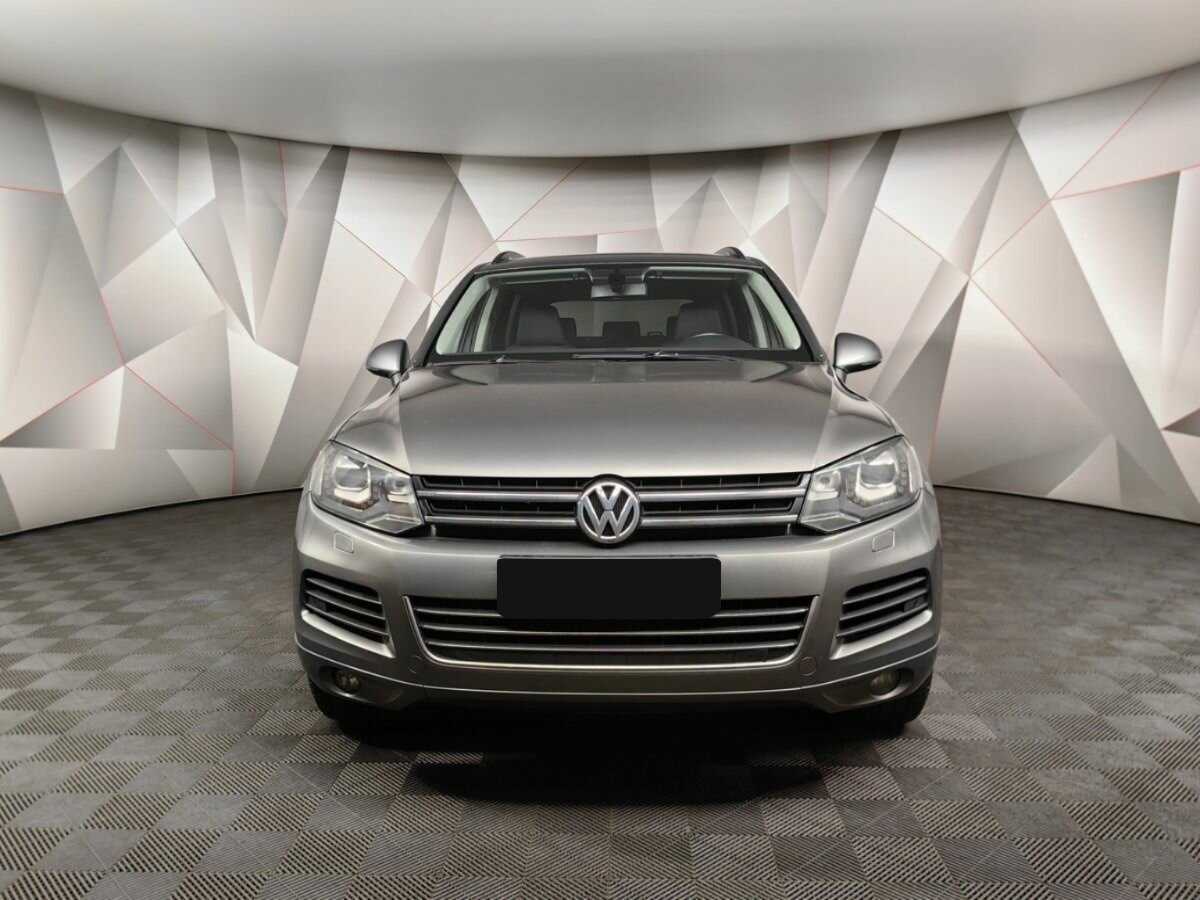 Купить Volkswagen Touareg с пробегом. Фото: #5