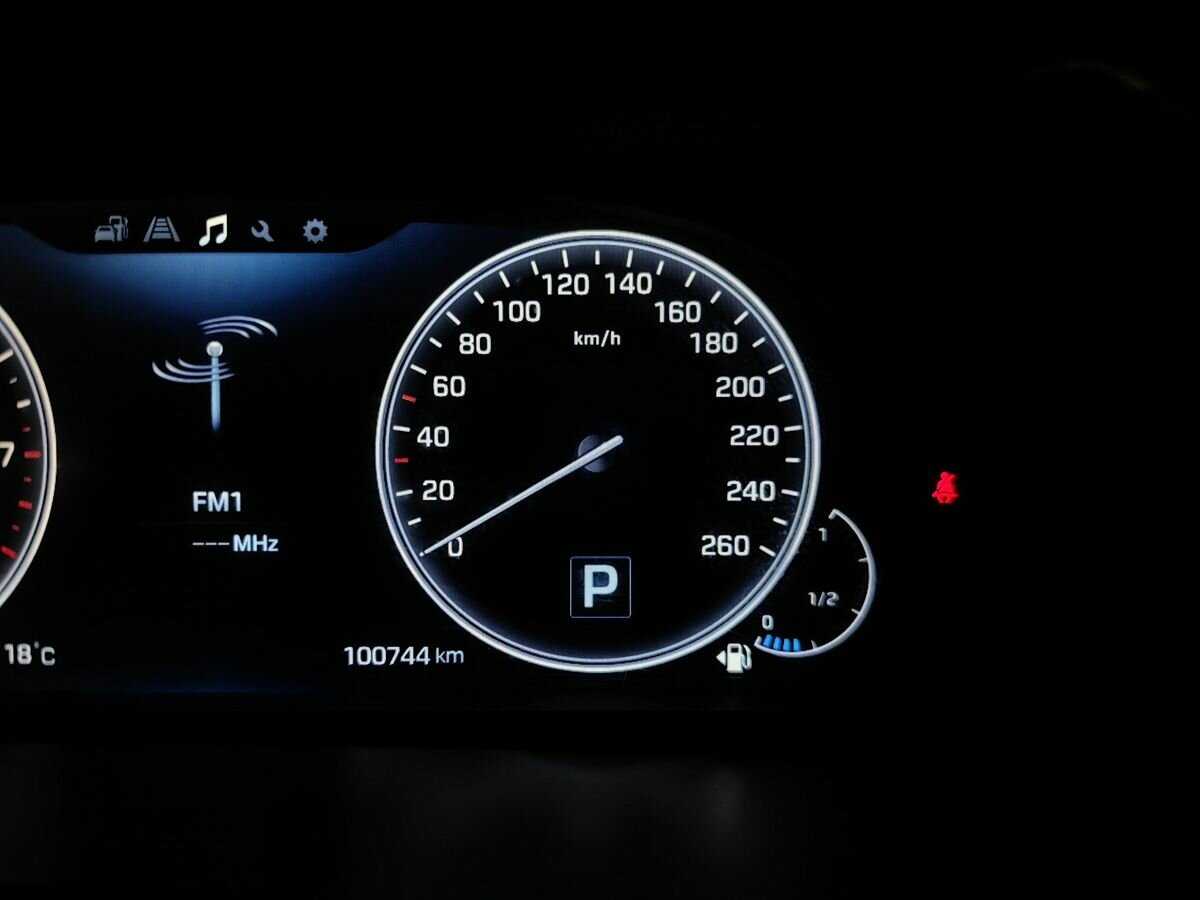 Купить Hyundai Equus с пробегом. Фото: #15