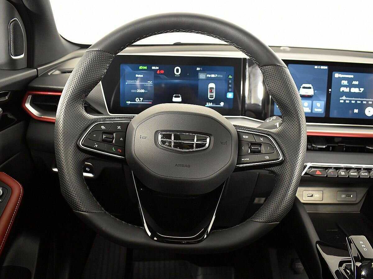 Купить Geely Coolray с пробегом. Фото: #10