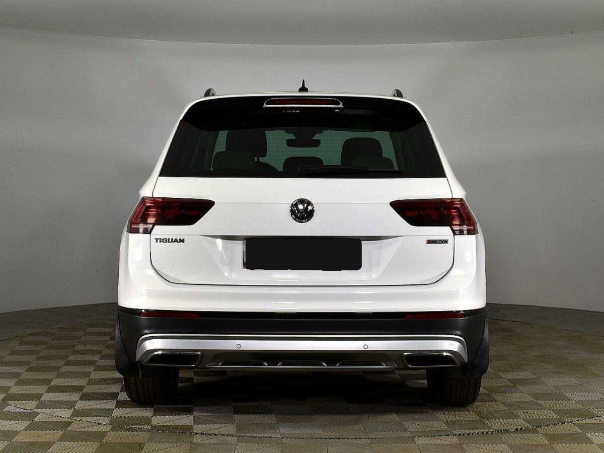 Купить Volkswagen Tiguan с пробегом. Фото: #3
