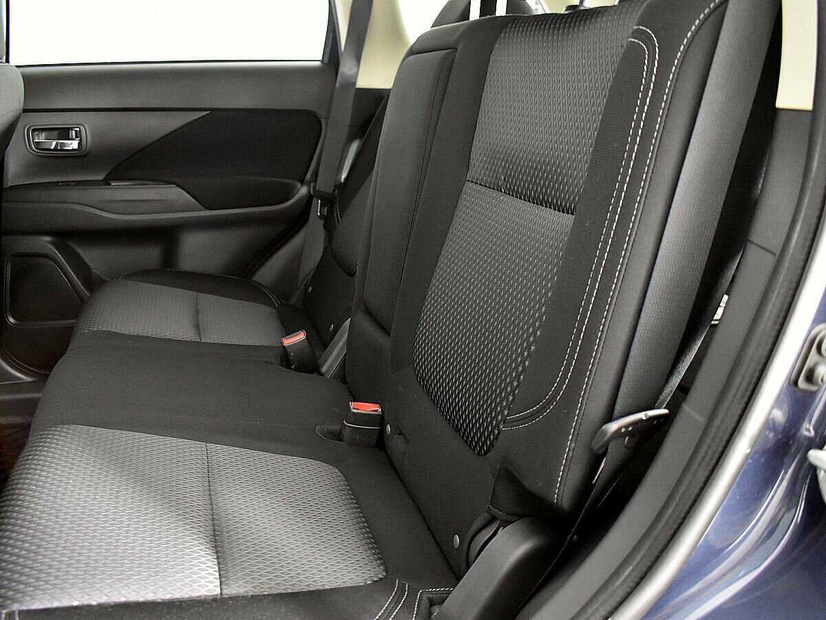 Купить Mitsubishi Outlander с пробегом. Фото: #8