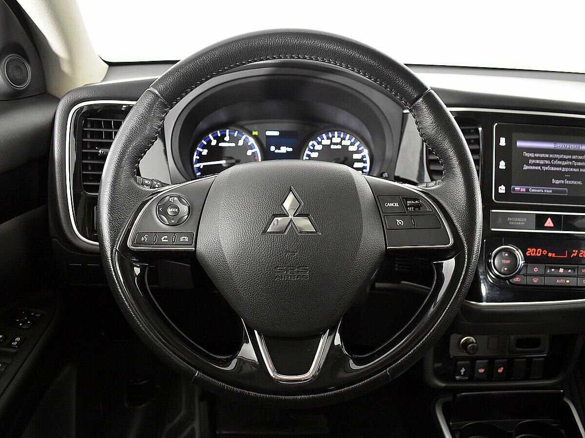 Купить Mitsubishi Outlander с пробегом. Фото: #10