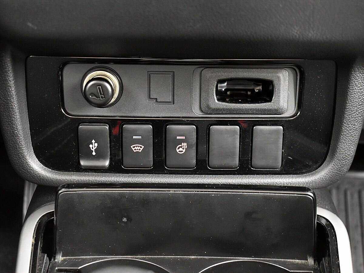 Купить Mitsubishi Outlander с пробегом. Фото: #14