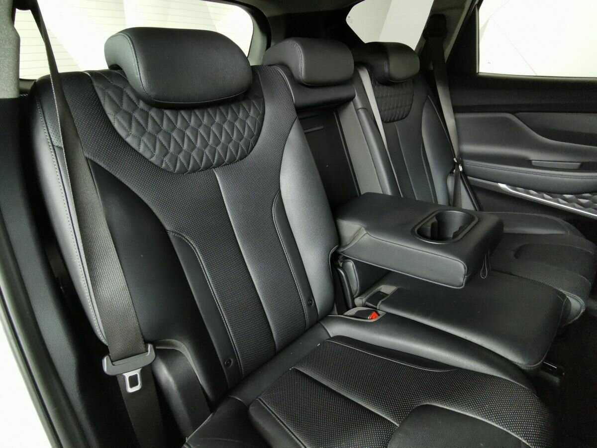 Купить Hyundai Santa Fe с пробегом. Фото: #12