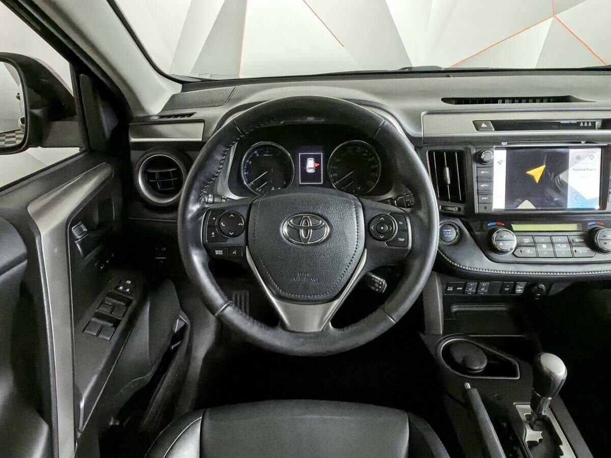 Купить Toyota RAV4 с пробегом. Фото: #14