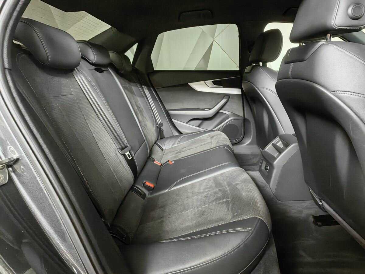 Купить Audi A4 с пробегом. Фото: #11
