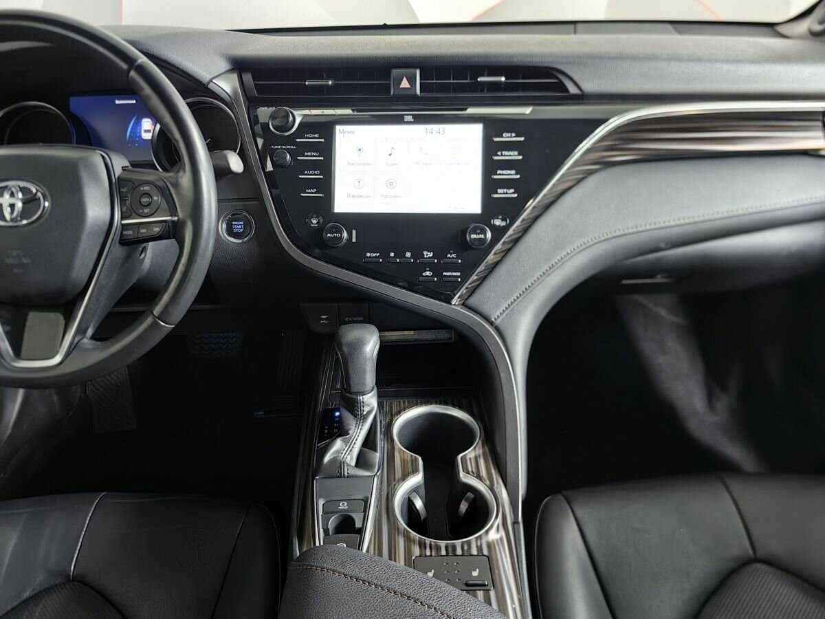 Купить Toyota Camry с пробегом. Фото: #10