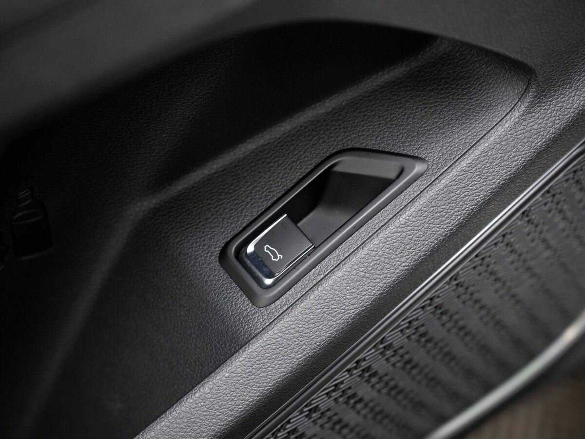 Купить Geely Tugella с пробегом. Фото: #20