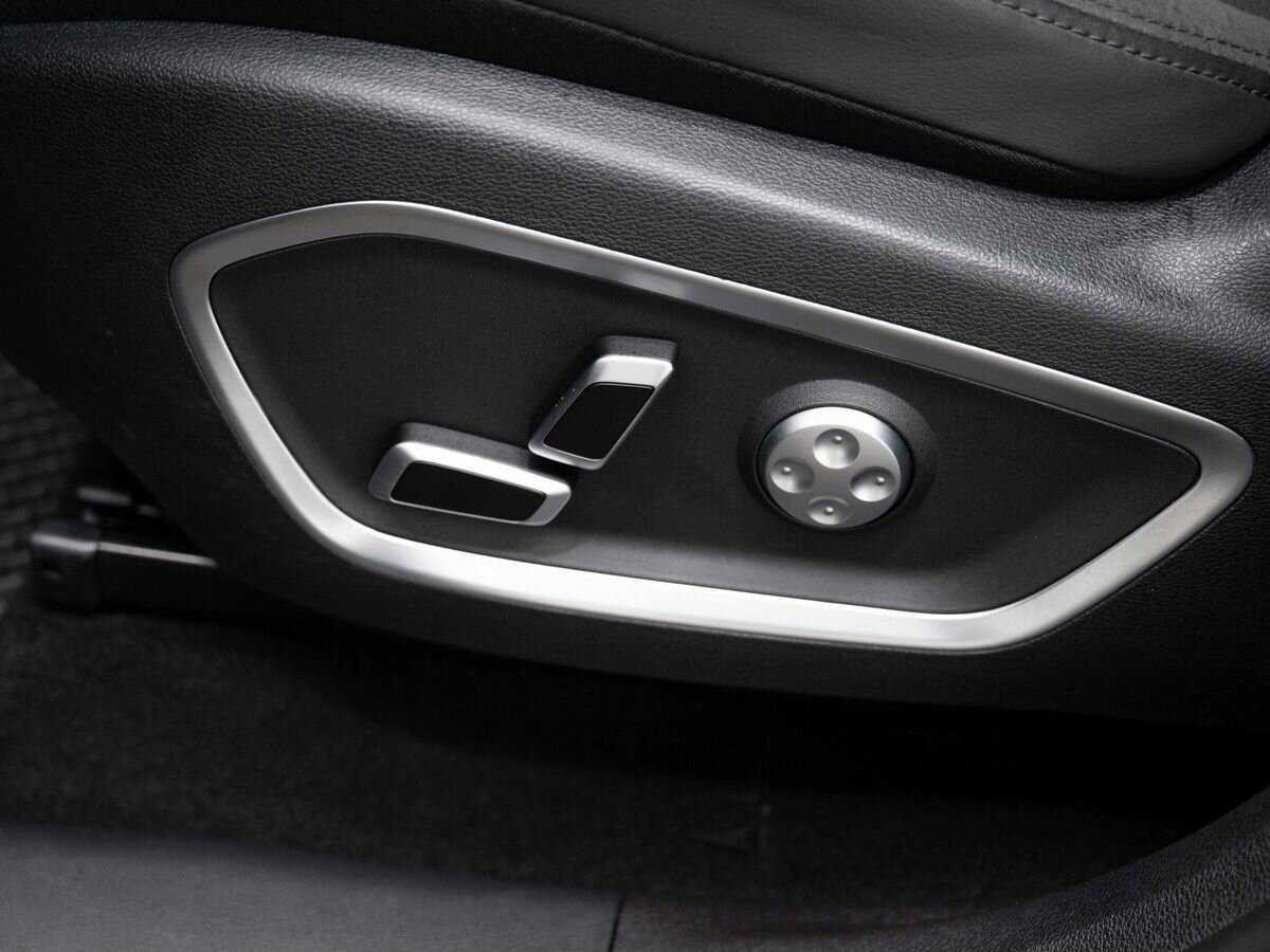 Купить Geely Tugella с пробегом. Фото: #22