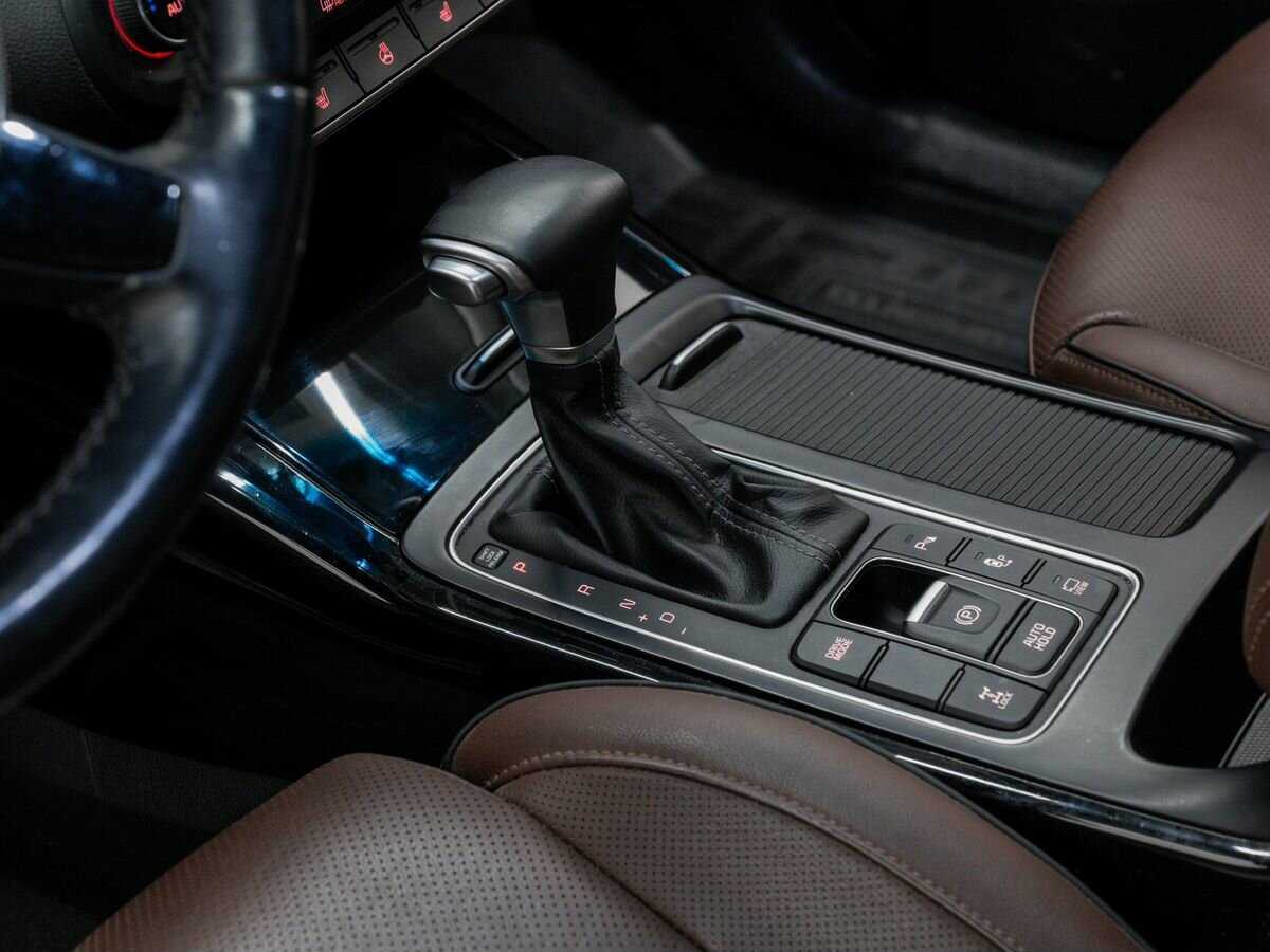 Купить Kia Sorento с пробегом. Фото: #18