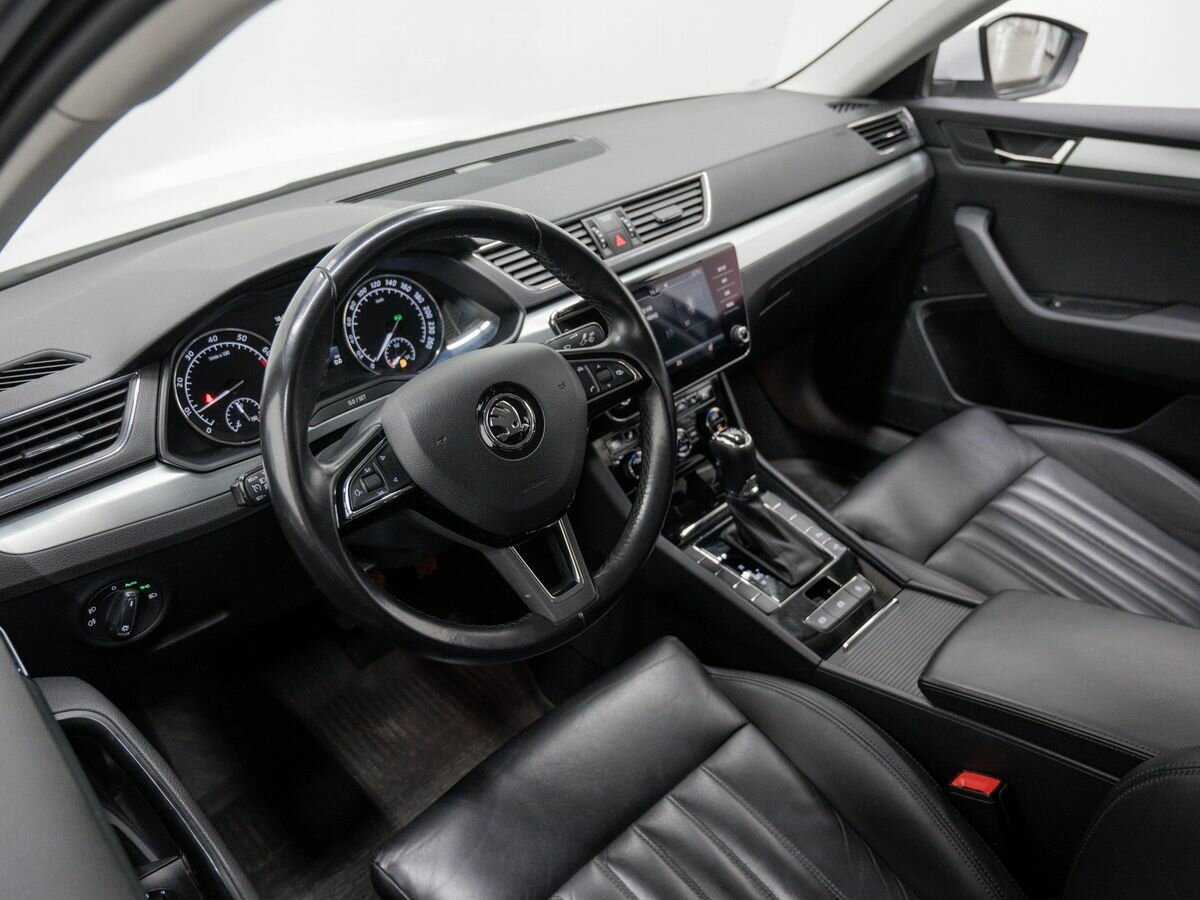 Купить Skoda Superb с пробегом. Фото: #13