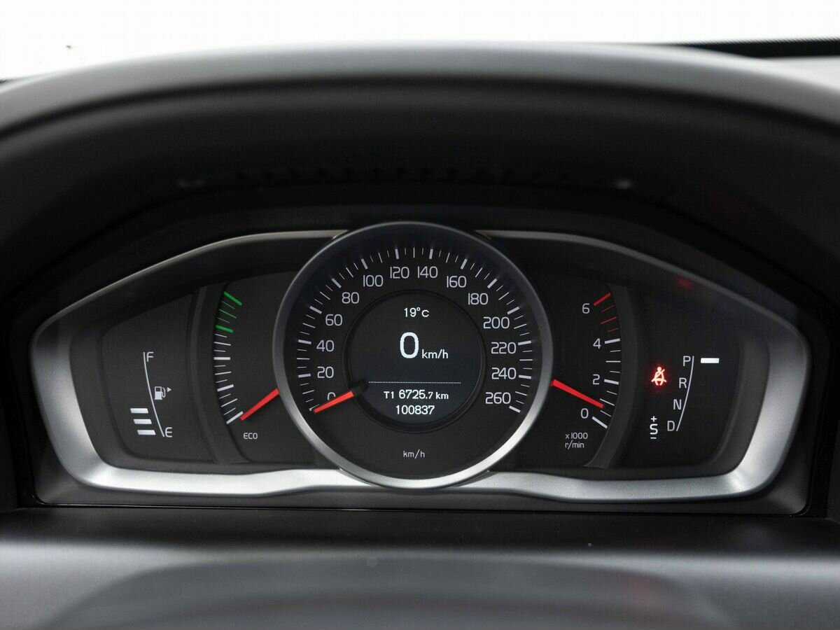 Купить Volvo XC60 с пробегом. Фото: #16