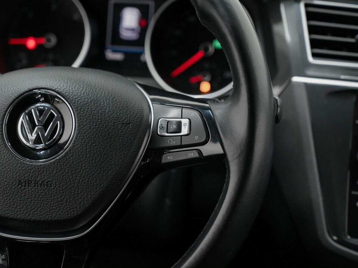 Купить Volkswagen Tiguan с пробегом. Фото: #13