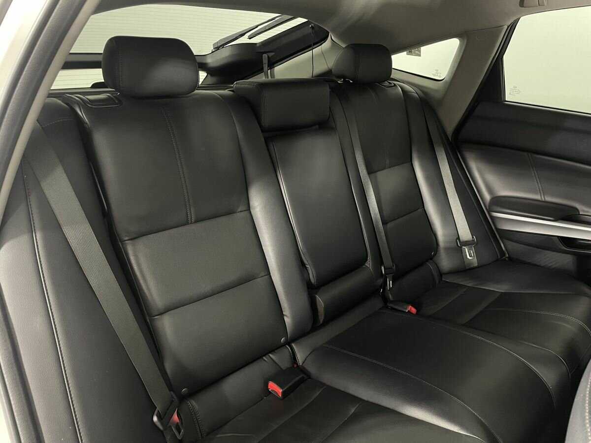 Купить Honda Crosstour с пробегом. Фото: #15