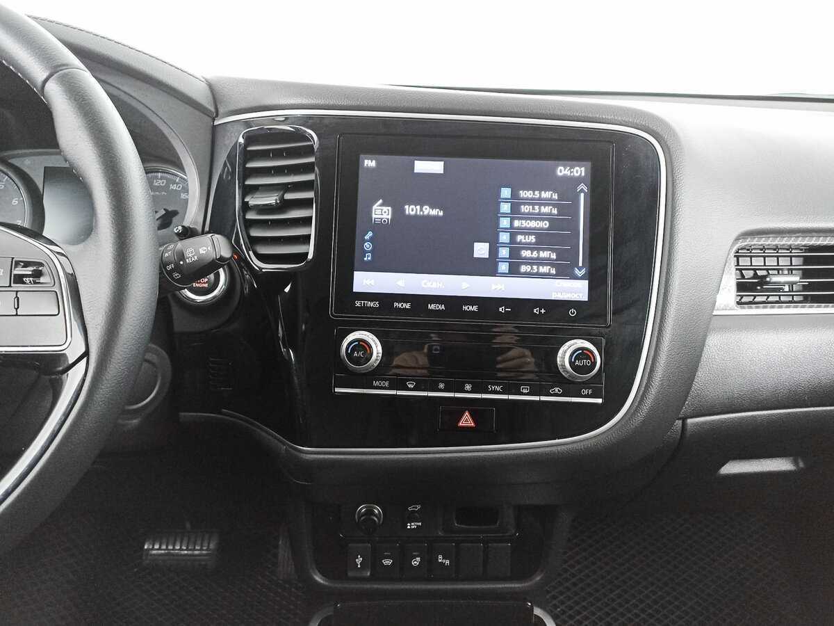 Купить Mitsubishi Outlander с пробегом. Фото: #12