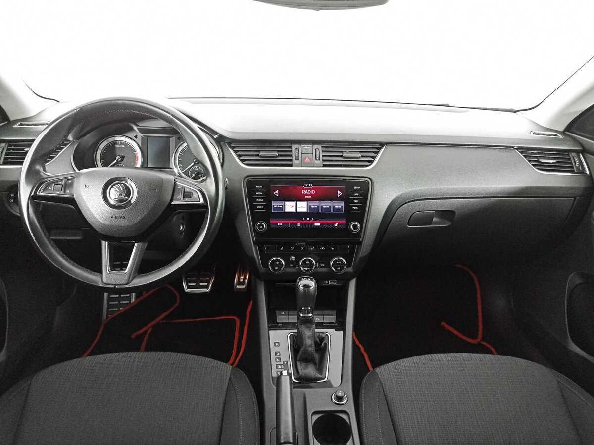 Купить Skoda Octavia с пробегом. Фото: #11