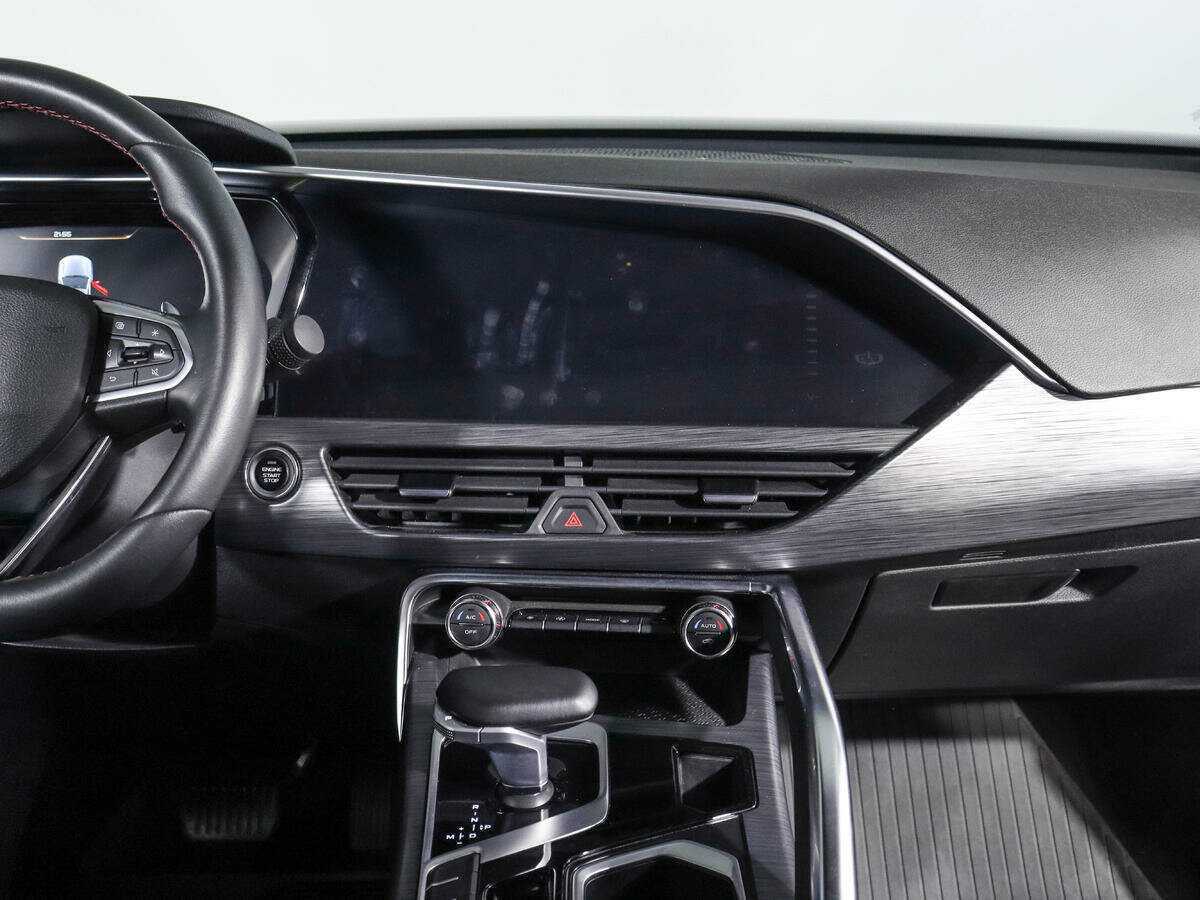 Купить Geely Tugella с пробегом. Фото: #11