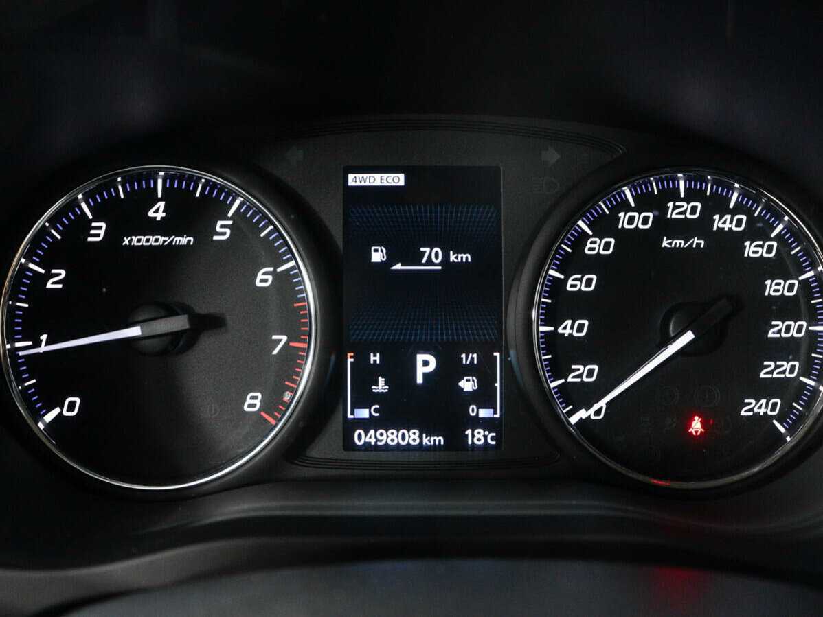 Купить Mitsubishi Outlander с пробегом. Фото: #10