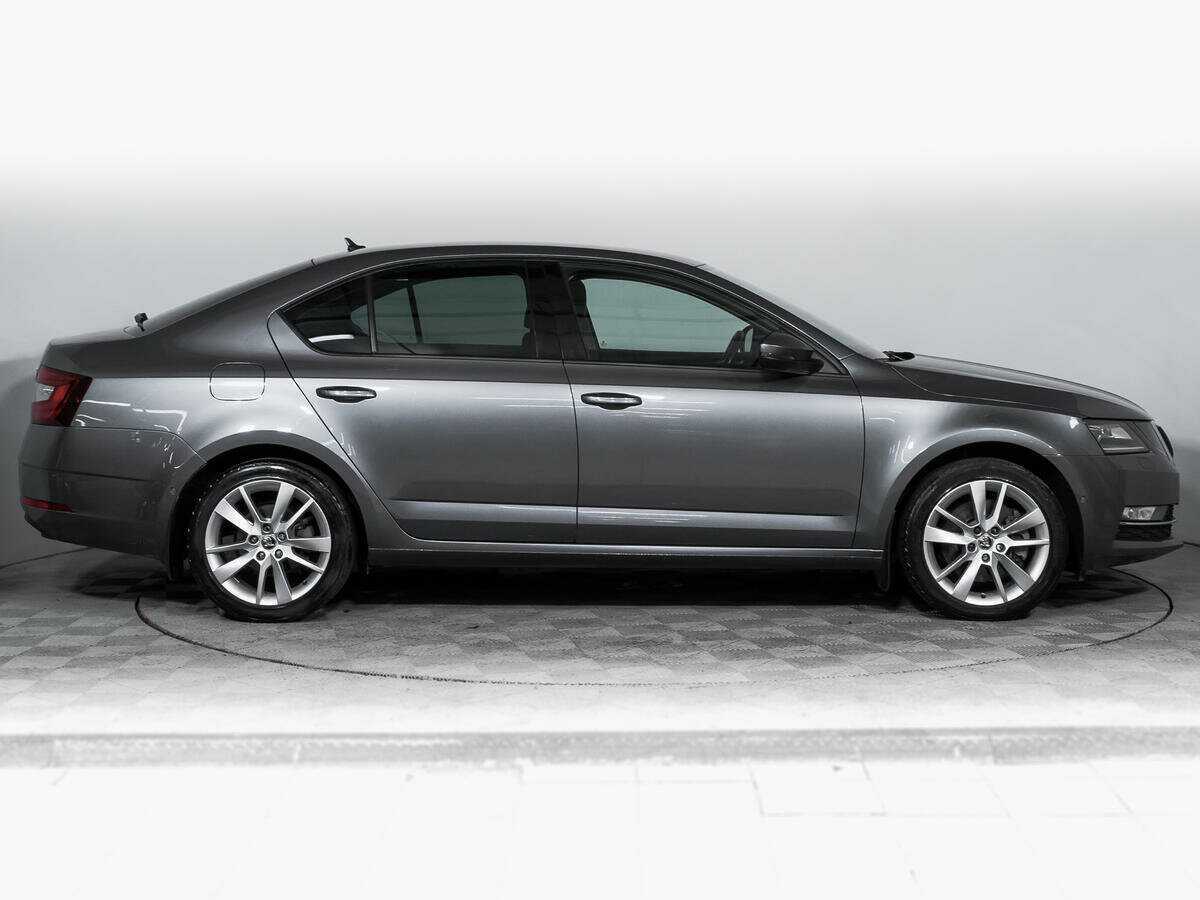Купить Skoda Octavia с пробегом. Фото: #3
