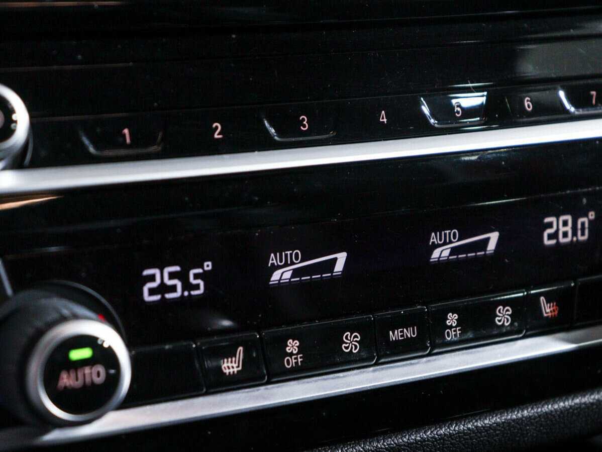 Купить BMW 5 серии с пробегом. Фото: #17