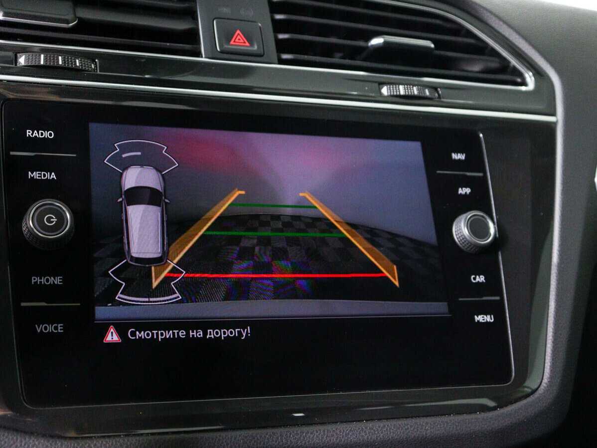 Купить Volkswagen Tiguan с пробегом. Фото: #13