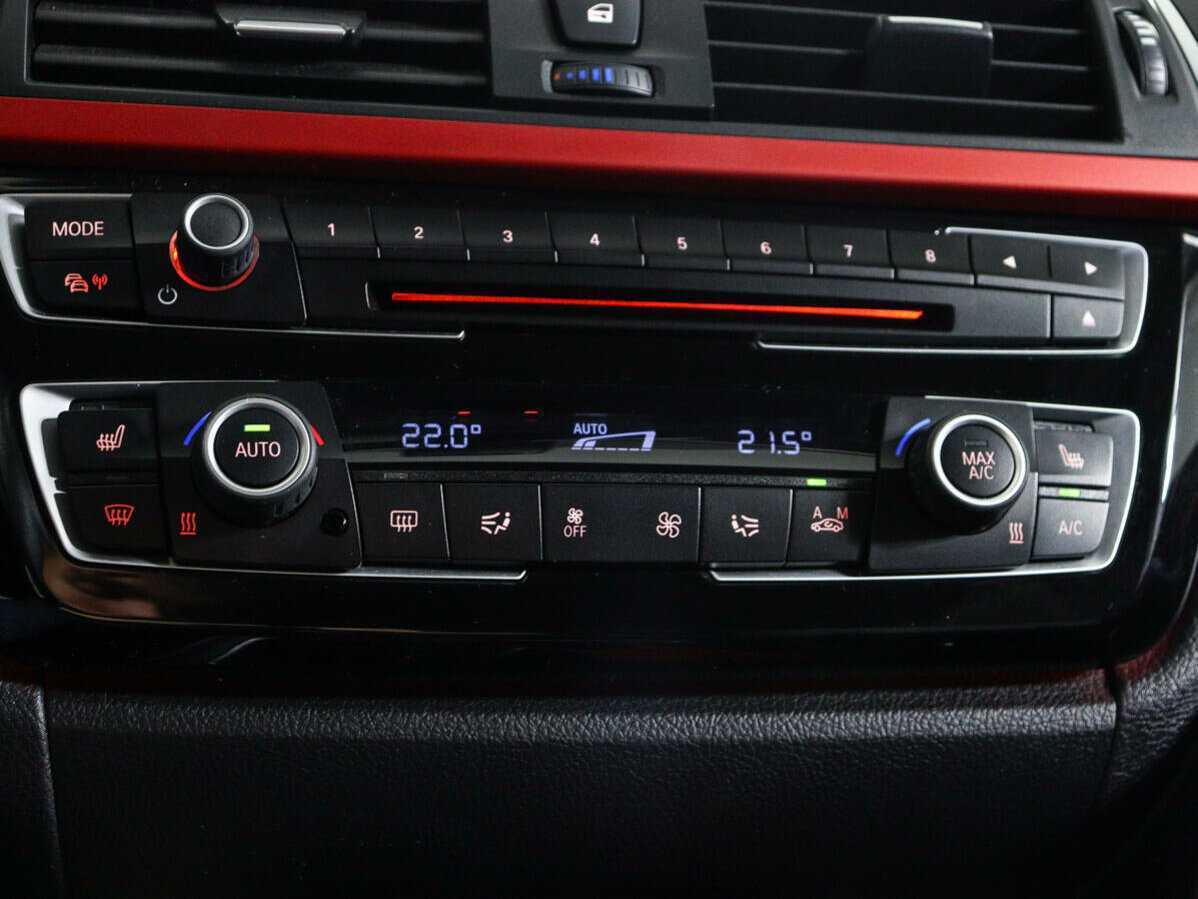 Купить BMW 3 серии с пробегом. Фото: #15