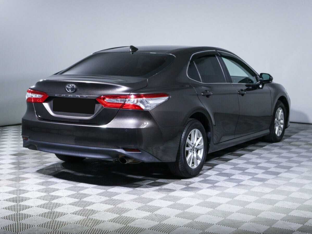 Купить Toyota Camry с пробегом. Фото: #4