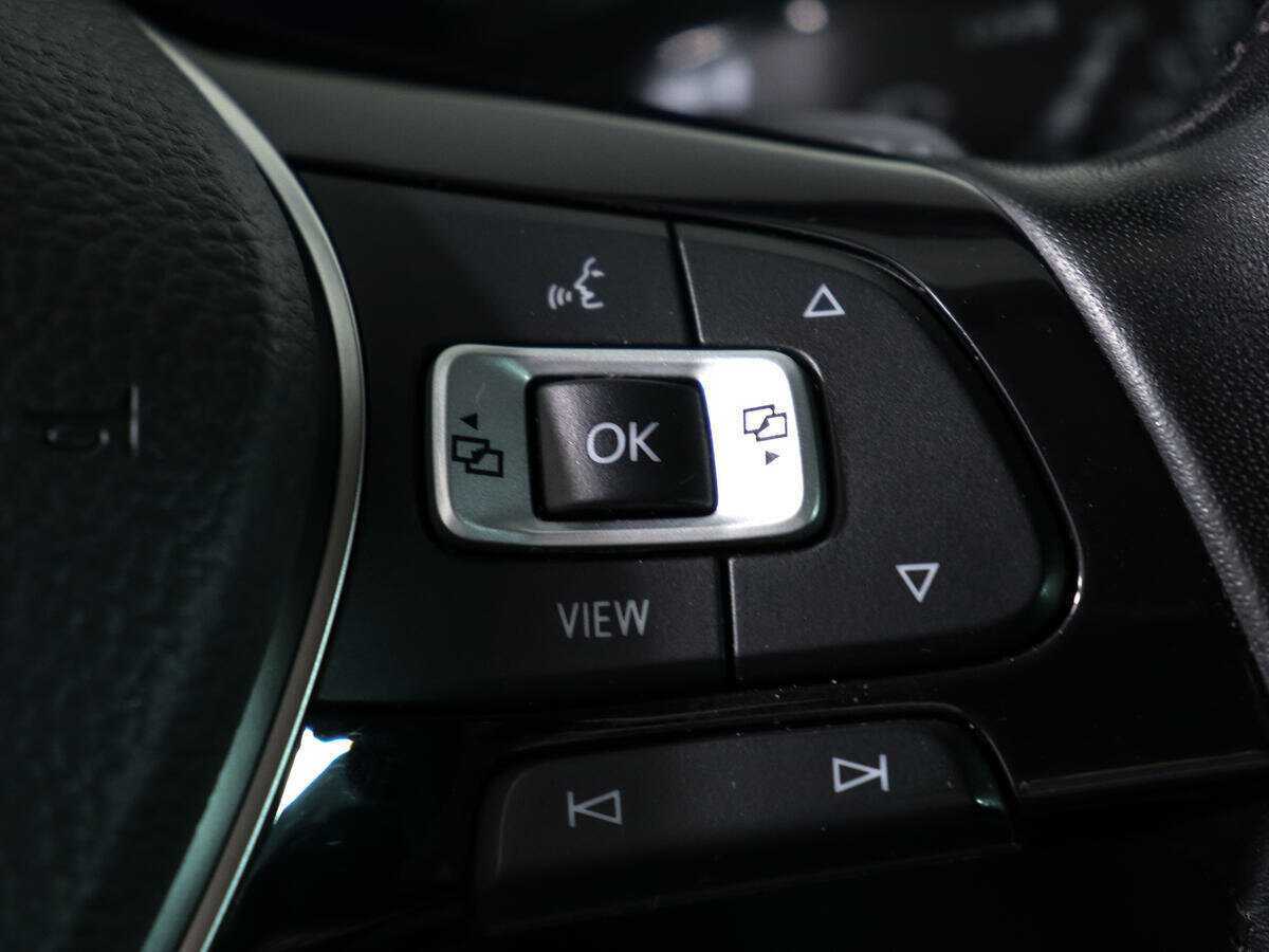 Купить Volkswagen Tiguan с пробегом. Фото: #21