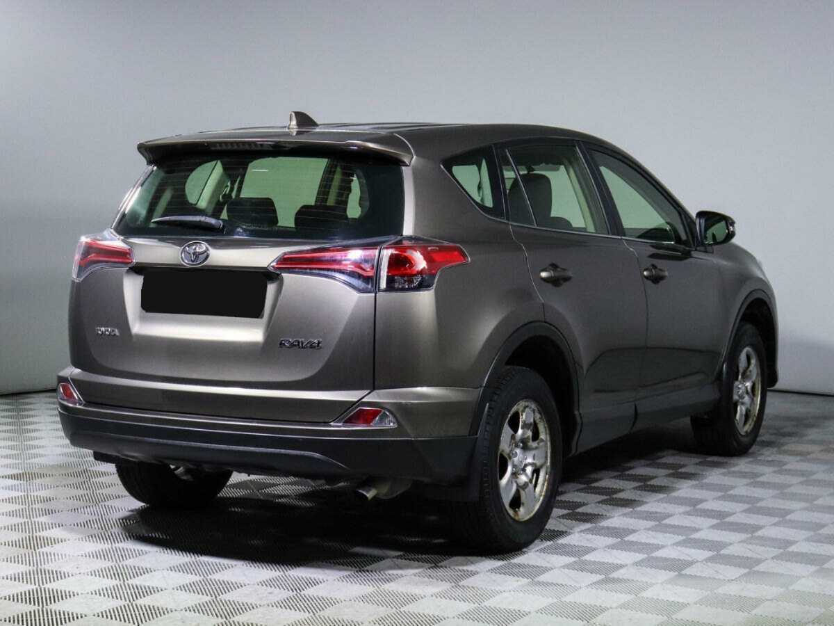 Купить Toyota RAV4 с пробегом. Фото: #4