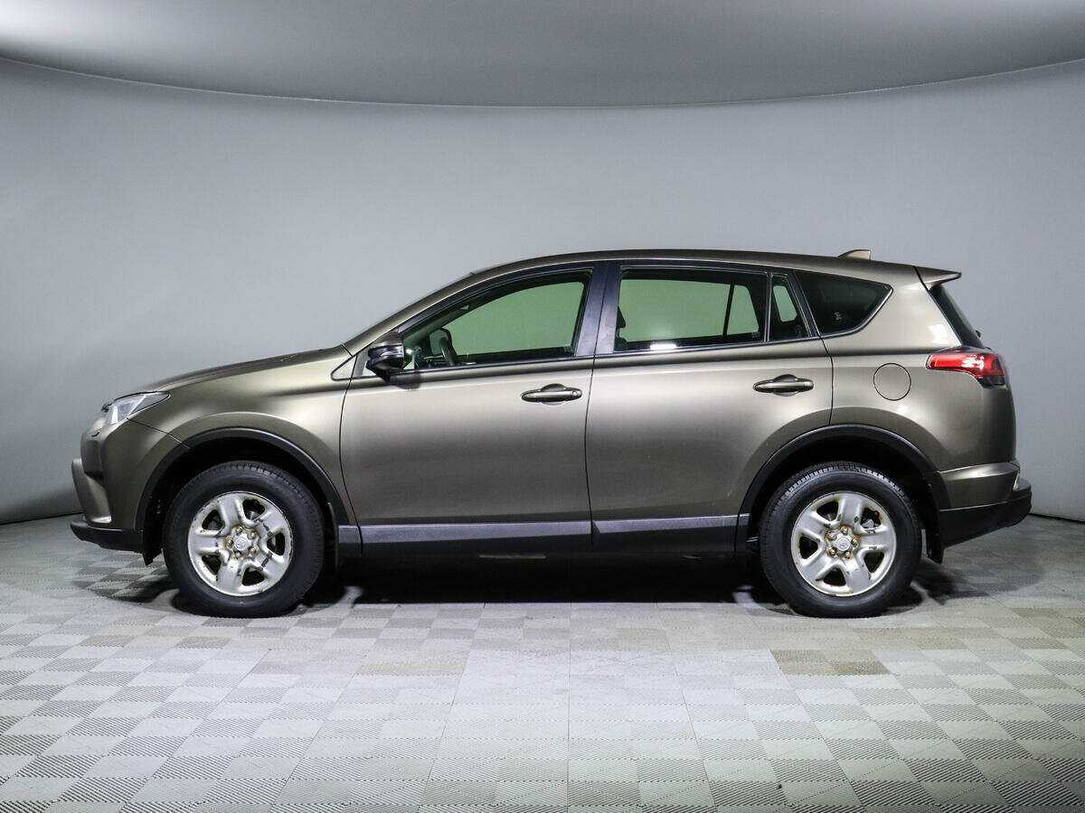Купить Toyota RAV4 с пробегом. Фото: #7