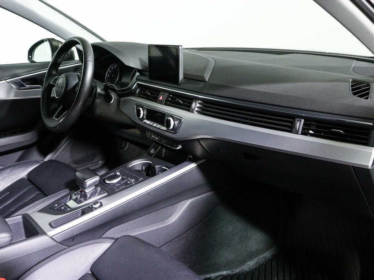Купить Audi A4 с пробегом. Фото: #8