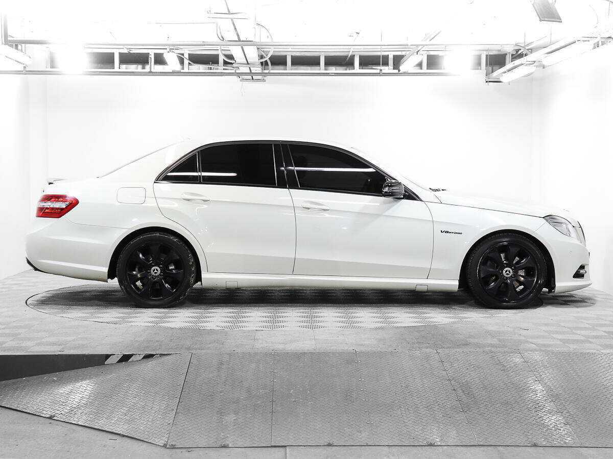 Купить Mercedes-Benz E-Класс с пробегом. Фото: #3