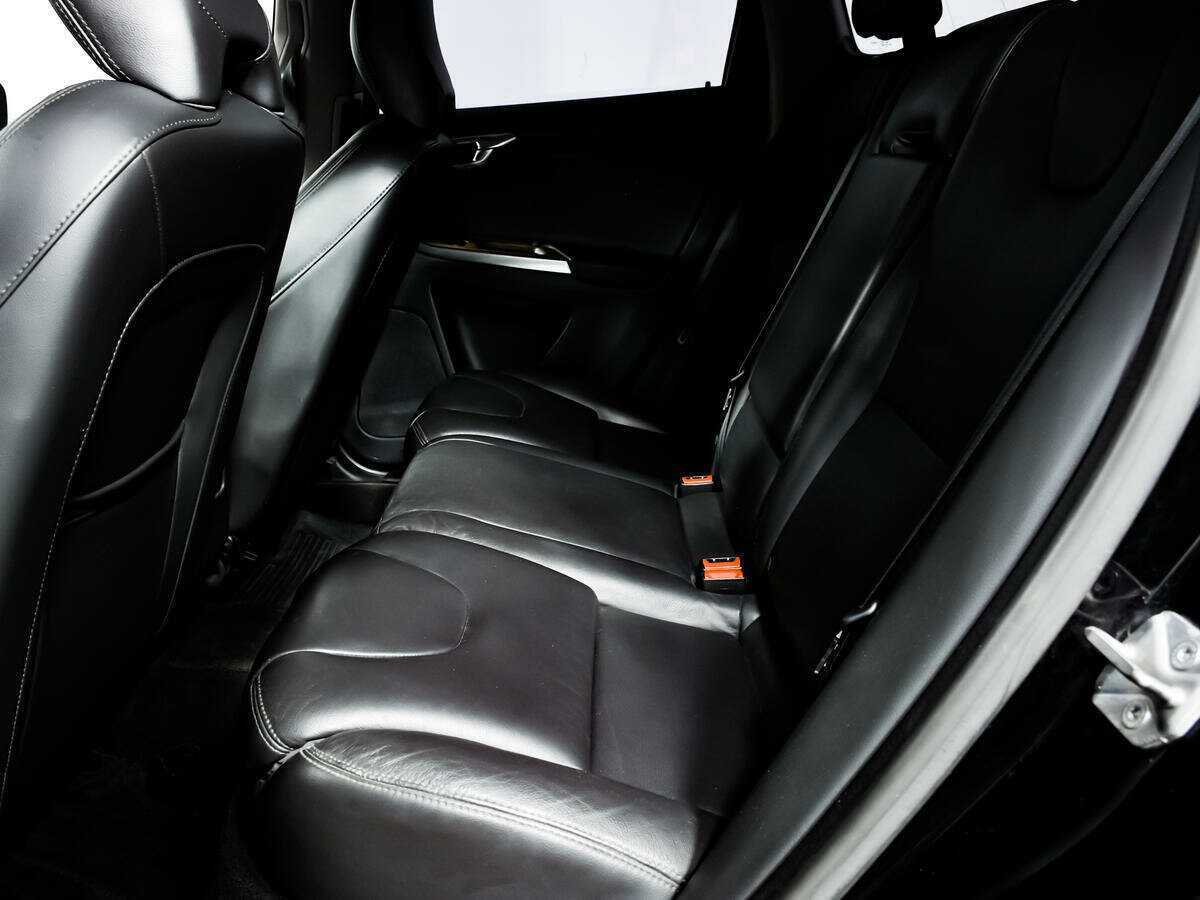 Купить Volvo XC60 с пробегом. Фото: #9