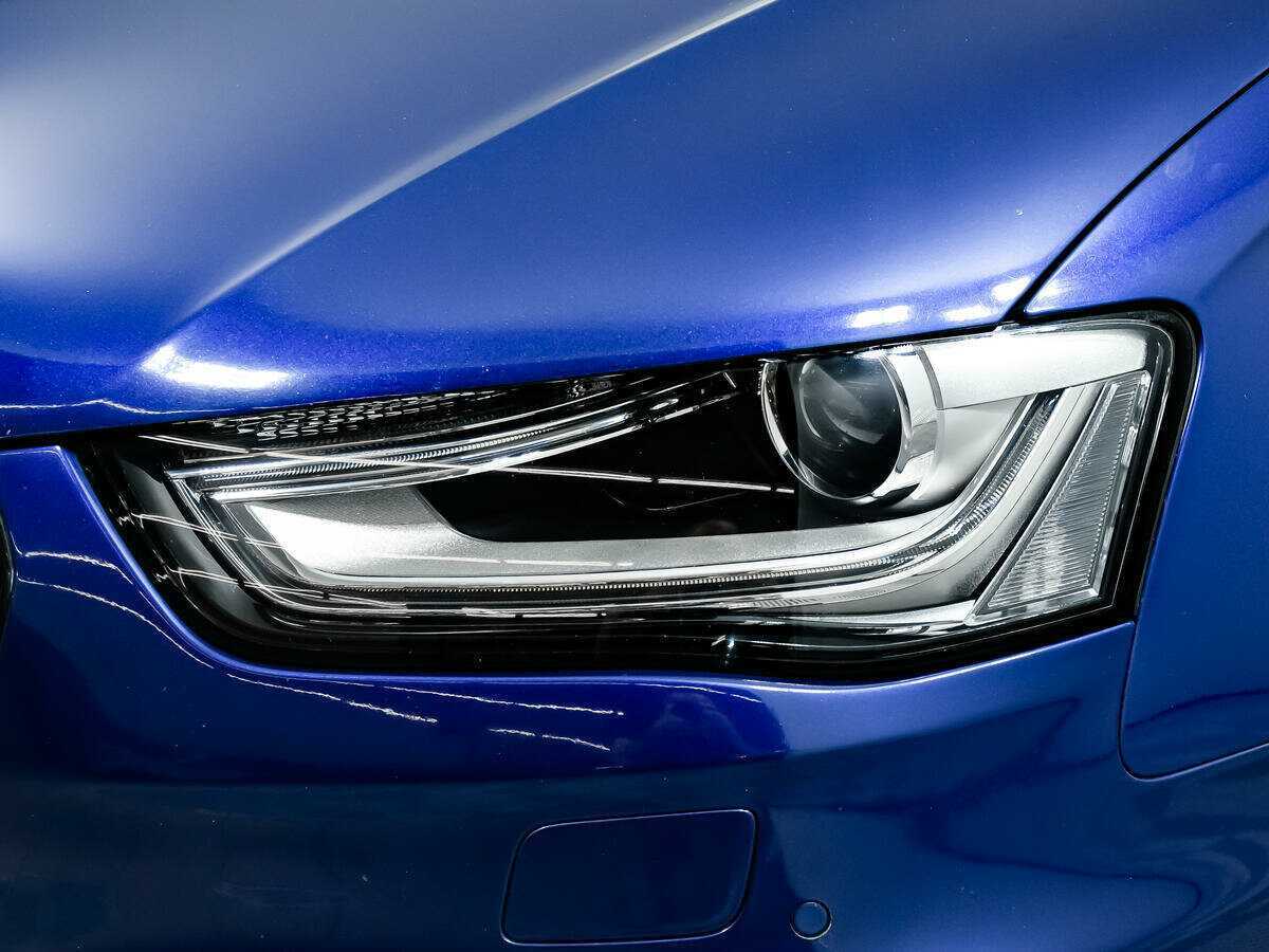 Купить Audi A4 с пробегом. Фото: #13