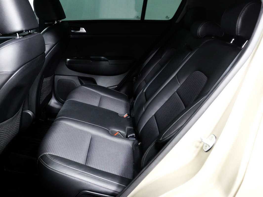 Купить Kia Sportage с пробегом. Фото: #11