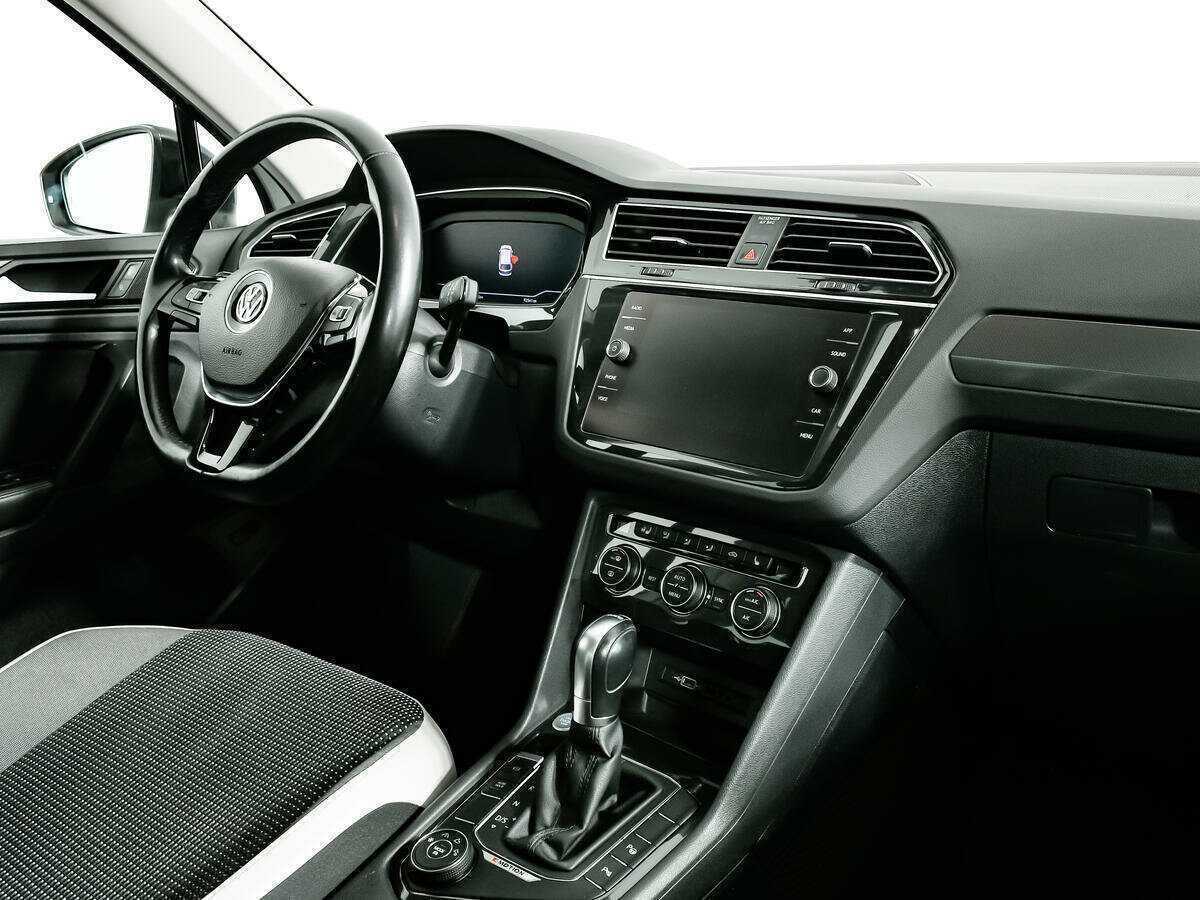 Купить Volkswagen Tiguan с пробегом. Фото: #8